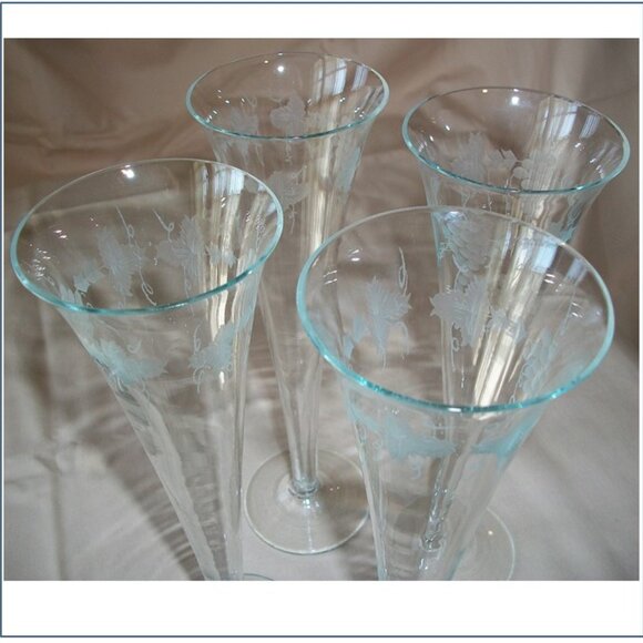 TALL TRUMPET FLUTES (4) - Picture 1 of 6